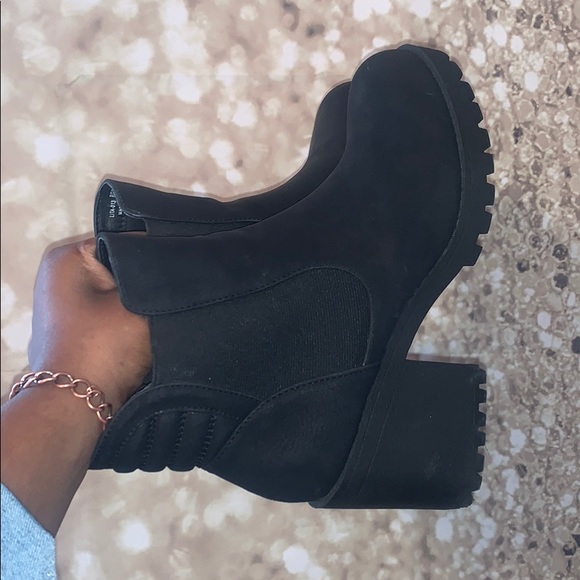 Black booties - Picture 5 of 5